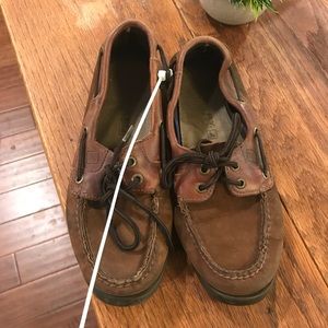Brown Sperry boat shoes